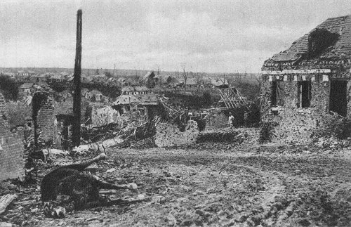 Westfront 1. Weltkrieg: Das zerstörte Combles (Sommegebiet)