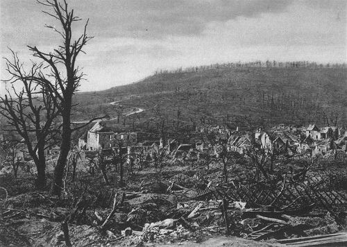 Westfront 1. Weltkrieg: Das zerstörte Soupir (Aisne)